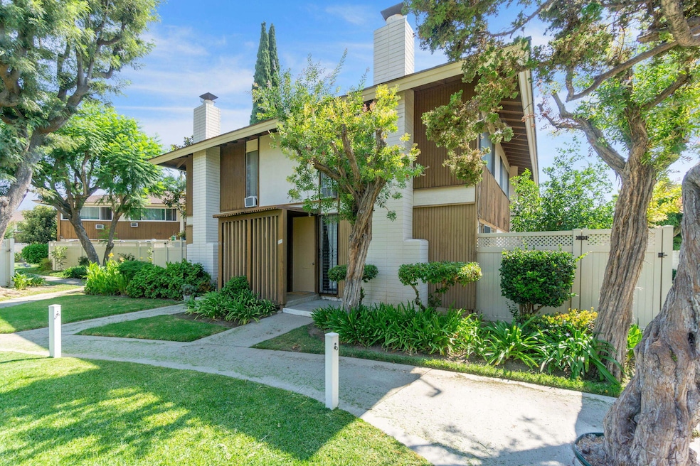2-web-or-mls-15500-tustin-village-way-ap