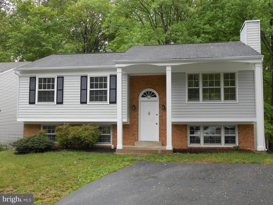 7711 Newington Forest Ave, Springfield, VA 22153 - photo 1