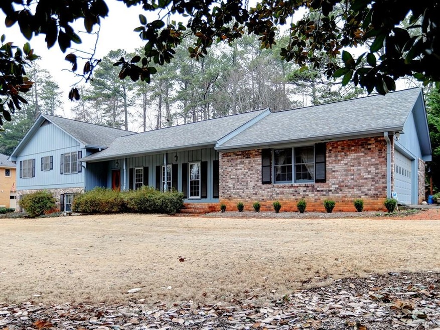 220 Hembree Rd, Roswell, GA 30075 - photo 1