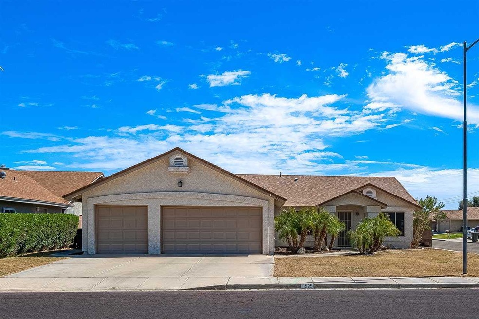 1575 S 36th Dr, Yuma, AZ 85364 - photo 1