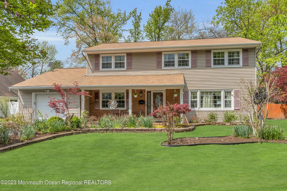 302 Charm Ct, Matawan, NJ 07747 - photo 1