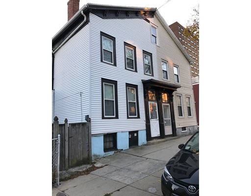 461 E 8th St, Boston, MA 02127 - photo 1