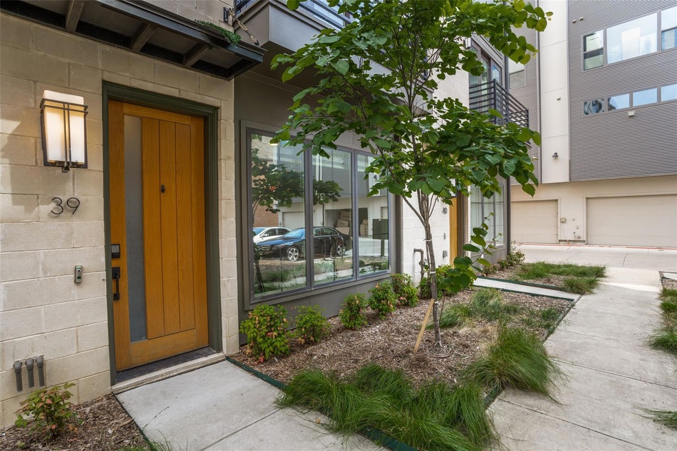 3200 Ross Ave unit 39, Dallas, TX 75204 - photo 1