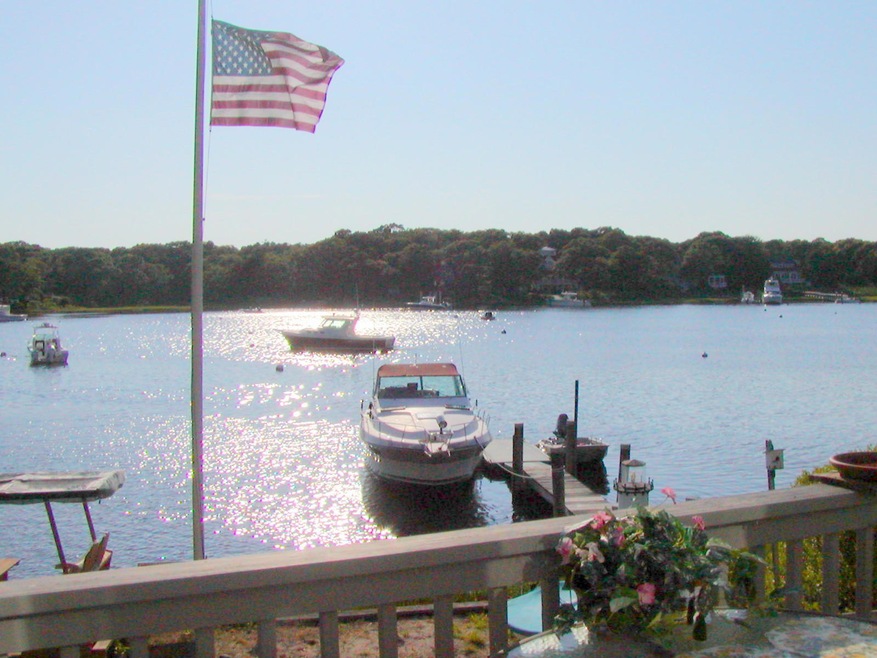 331 Edgewater Dr W, East Falmouth, MA 02536 - photo 1