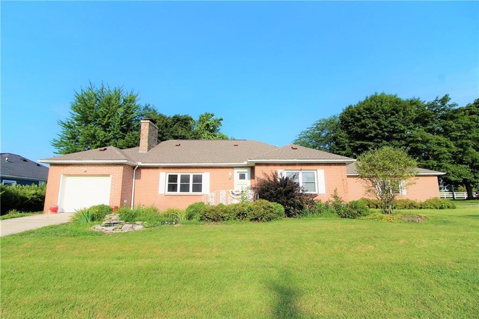 407 N Westminster St, Waynesfield, OH 45896 - photo 1