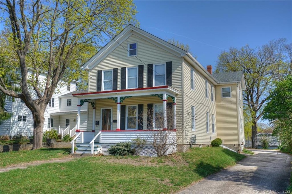 143 W Broad St unit 2, Pawcatuck, CT 06379 - photo 1