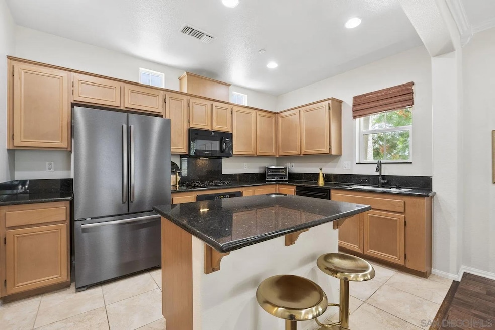 Sold $950,000 • Co-Listing Agent