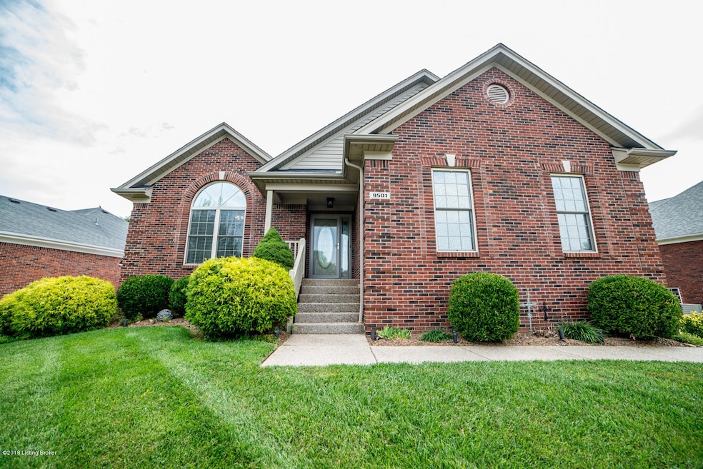 9501 Marcietta Way-4