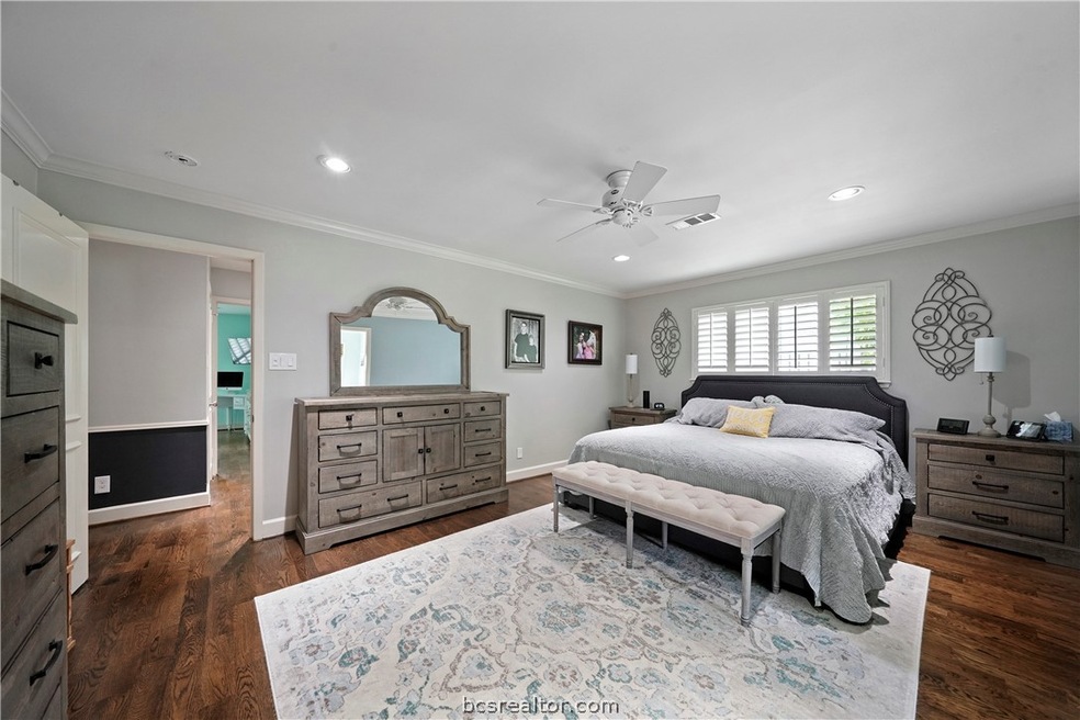 10039 Bordley Dr, Houston, TX 77042 - photo 1