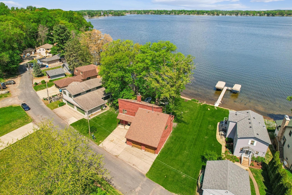 Pending $650,000 • Co-Listing Agent