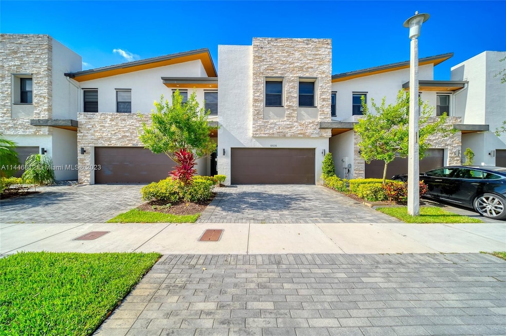 Sold $749,999 • Co-Listing Agent