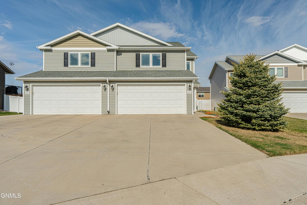 3133RutlandDr_0001