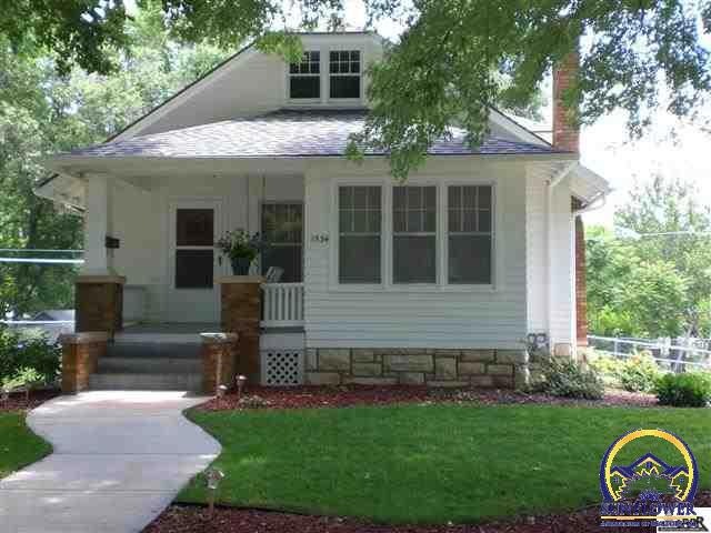 1534 SW Campbell Ave, Topeka, KS 66604 - photo 1