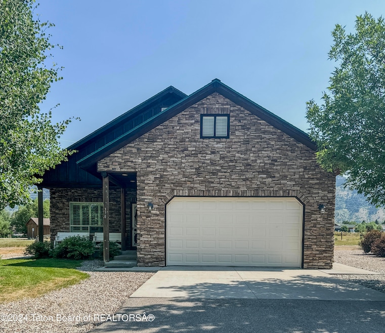 For Sale $465,000