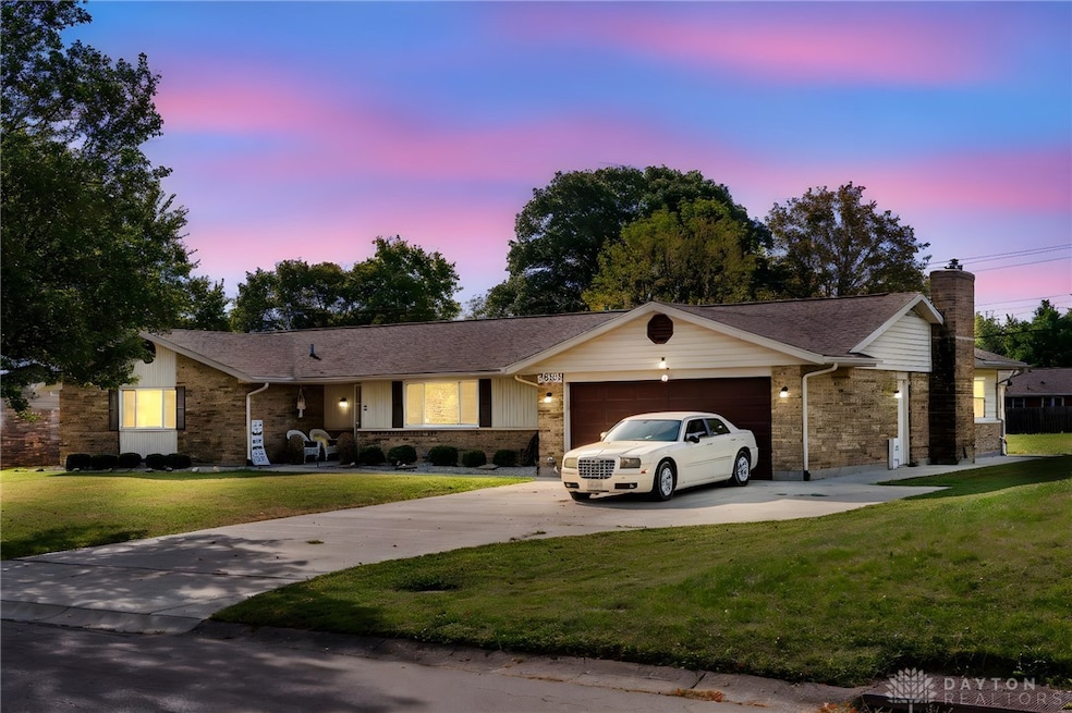 For Sale $395,900 • Co-Listing Agent