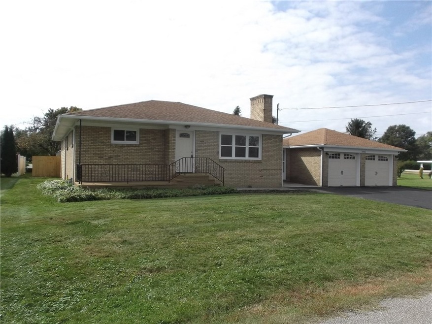 2906 Hampshire Rd, Erie, PA 16506 - photo 1