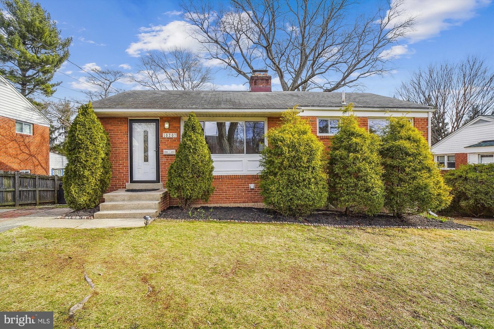 10207 Duvawn Place, Silver Spring, MD 20902 - photo 1