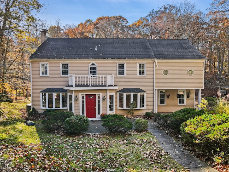 22 Twin Fawn Ln, Pound Ridge, NY 10576 - photo 1