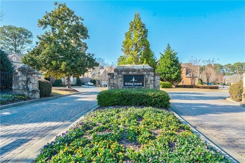 10084 Innisfree Dr, Alpharetta, GA 30022 - photo 1