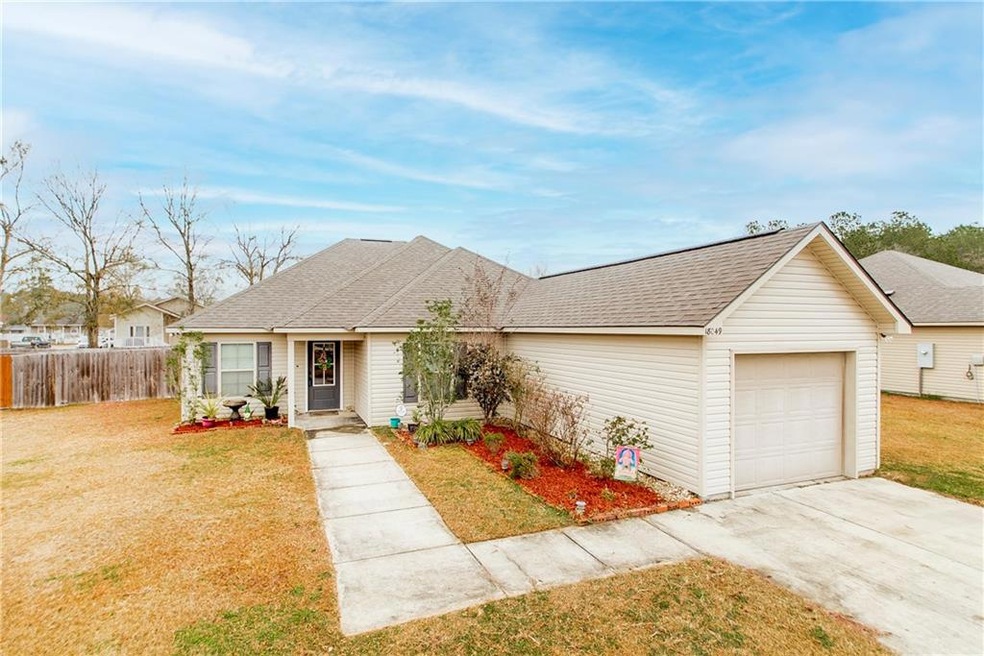 18049 Bass Lake Trail, Ponchatoula, LA 70454 - photo 1