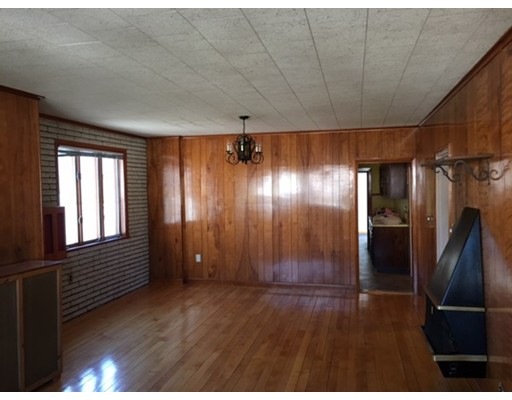 58 Stanley Ave, Medford, MA 02155 - photo 1