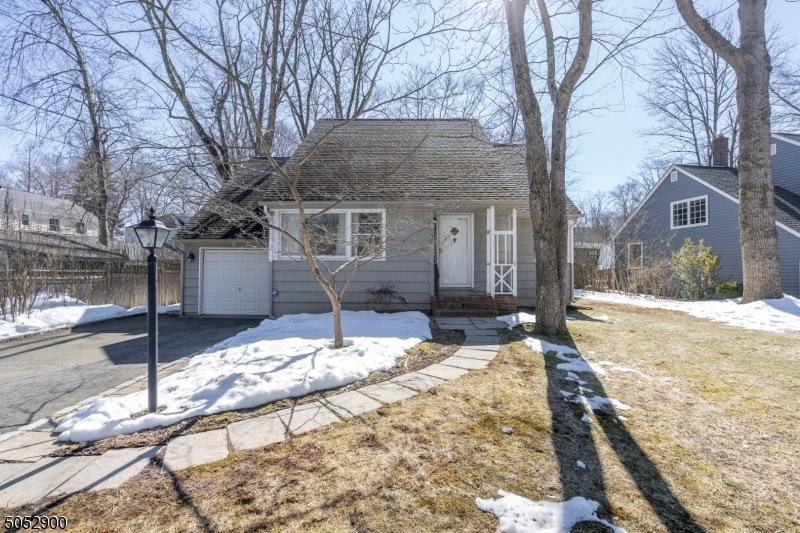 158 Runnymede Pkwy, New Providence, NJ 07974 - photo 1