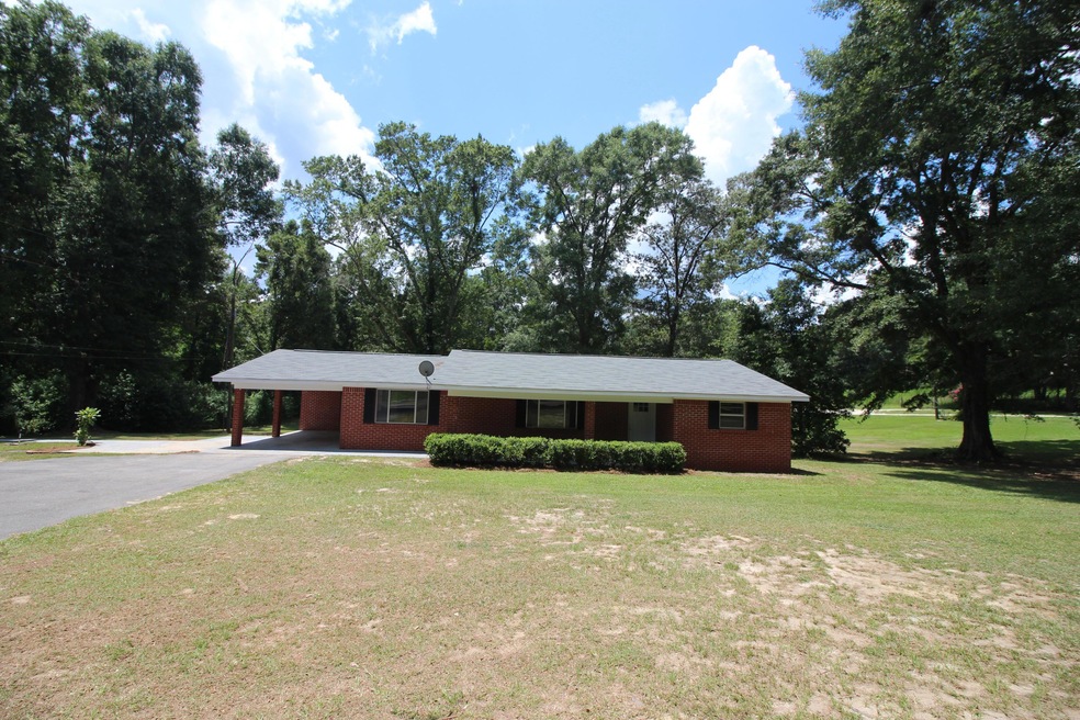 690 Sharon Moss Rd