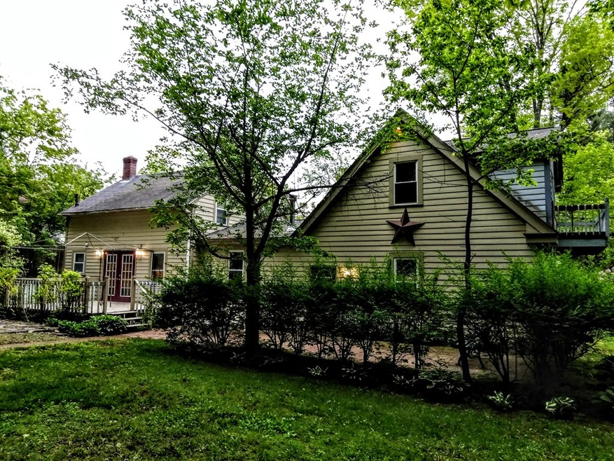 230 Wheelwright Rd, Barre, MA 01005 - photo 1