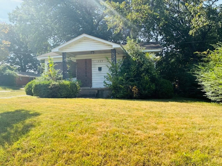 1385 Eloise Rd, Memphis, TN 38106 - photo 1