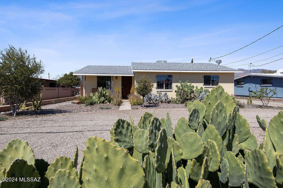1019 E Knox Dr, Tucson, AZ 85719 - photo 1