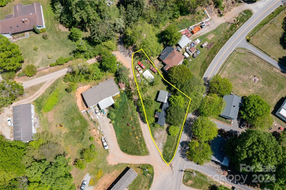 459 Onteora Blvd, Asheville, NC 28803 - photo 1