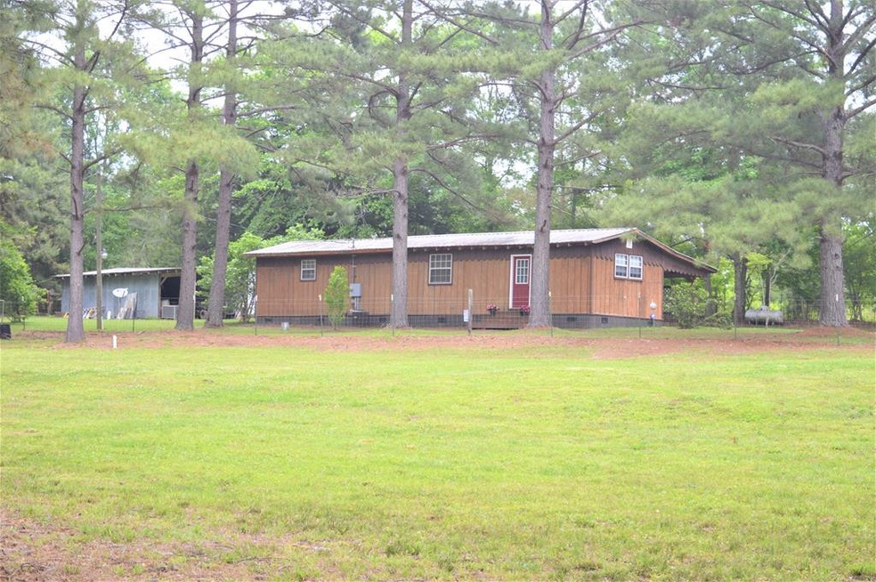 4012 Mckenzie Rd, McComb, MS 39648 - photo 1