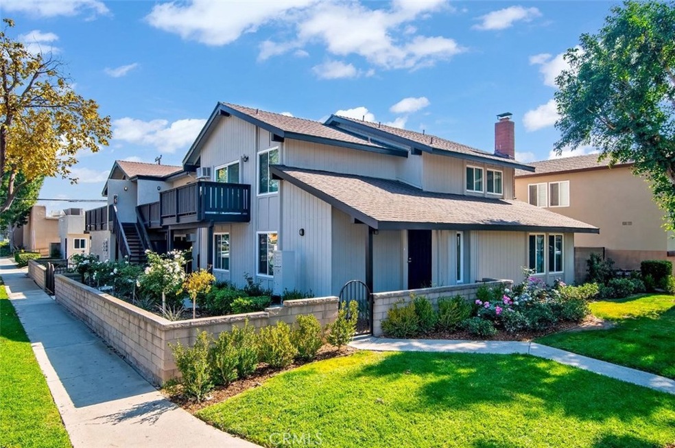 5050 Hayter Ave, Lakewood, CA 90712 - photo 1