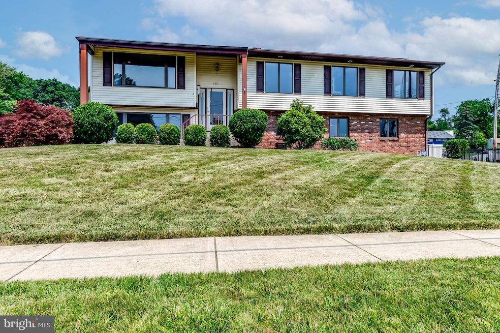 130 Lions Dr, Morrisville, PA 19067 - photo 1