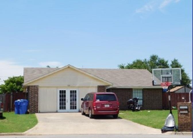 322 Deer Dr, Cache, OK 73527 - photo 1