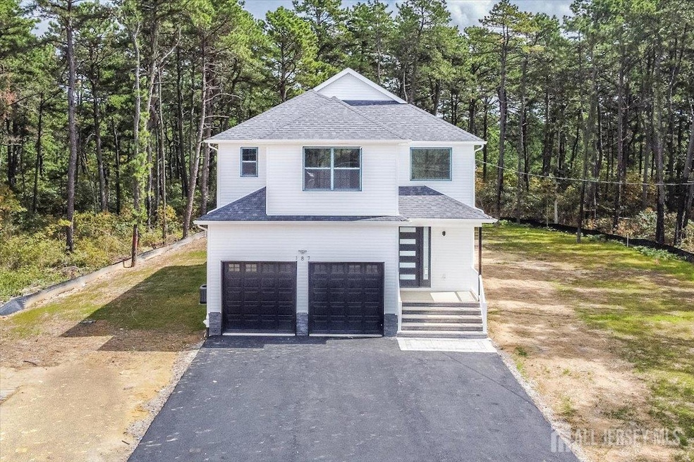 Under Contract $709,699