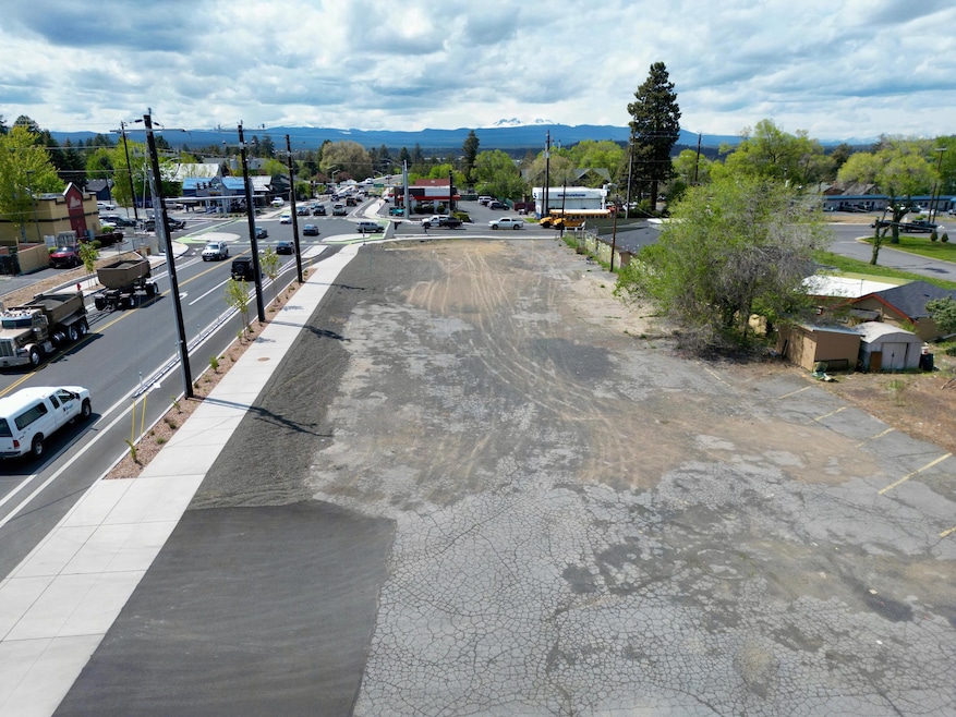 For Sale $1,500,000 • Co-Listing Agent