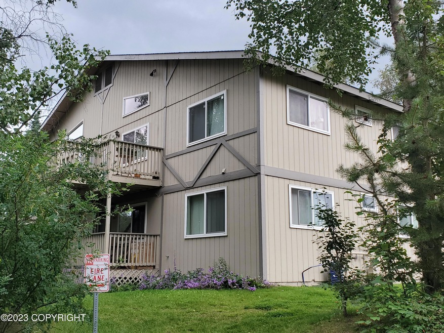 2611 Palmer Court
