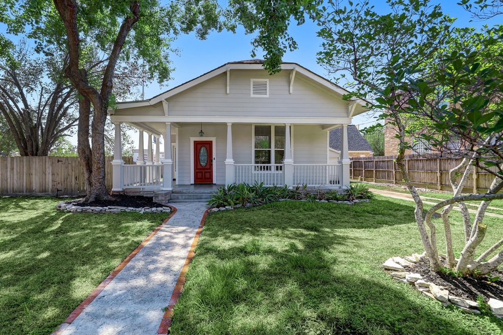 122 E 4th St, Houston, TX 77007 - photo 1