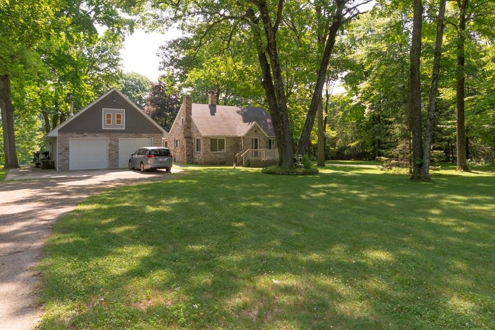 N6184 State Highway 180, Marinette, WI 54143 - photo 1