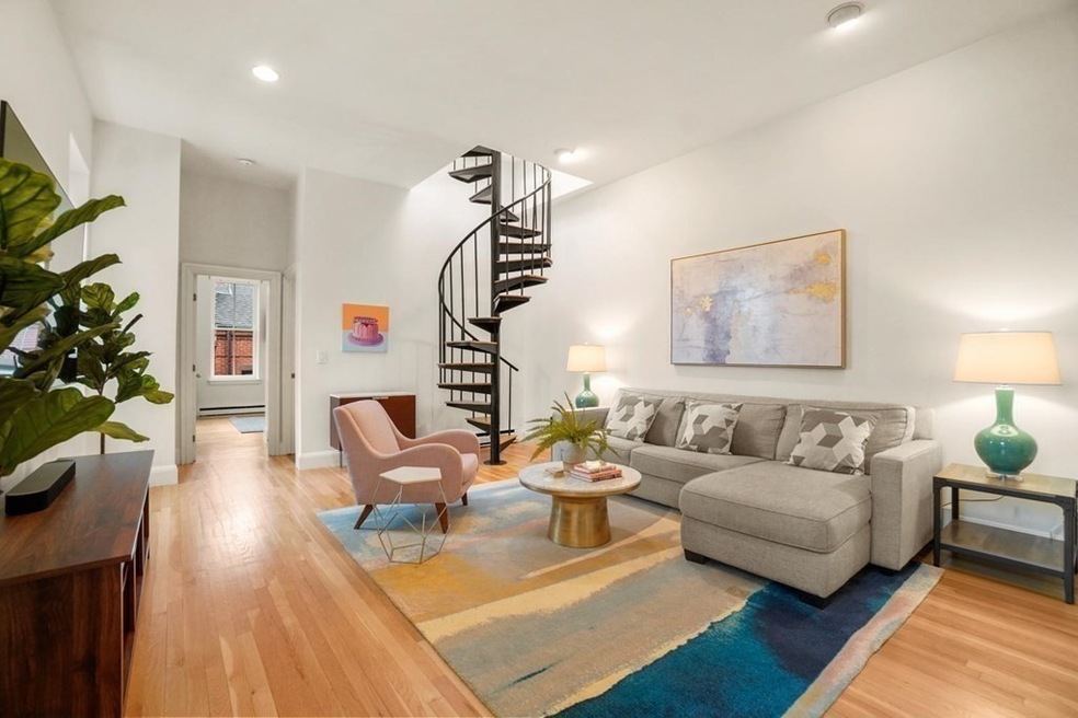 42 W Newton St unit 2-14, Boston, MA 02118 - photo 1