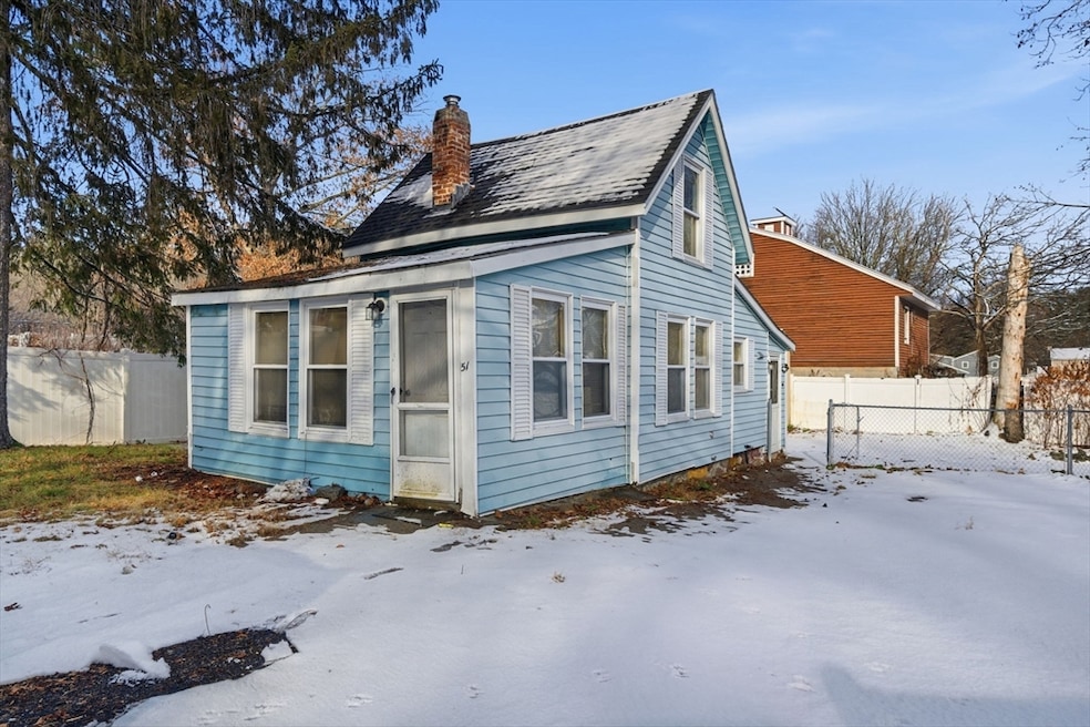 51 Bellevue Ave, Dracut, MA 01826 - photo 1