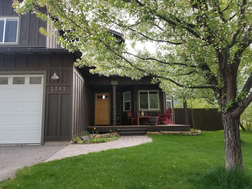 For Sale $949,000 • Co-Listing Agent