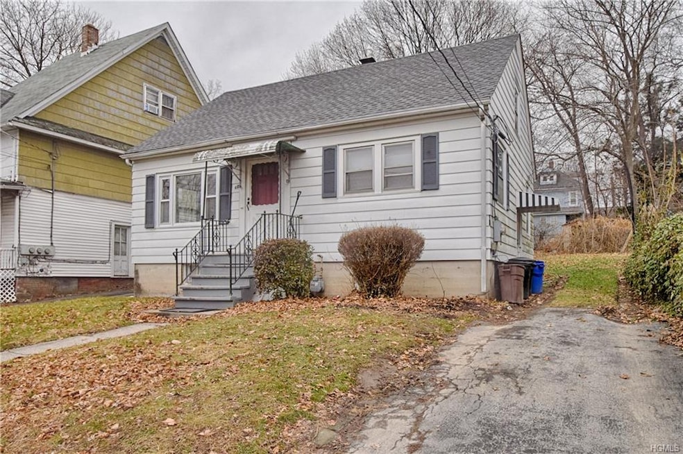 49 Woodlawn Ave, Middletown, NY 10940 - photo 1