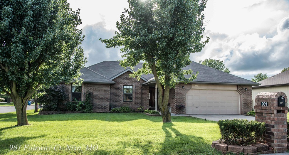 901 Fairway Nixa MO-2578