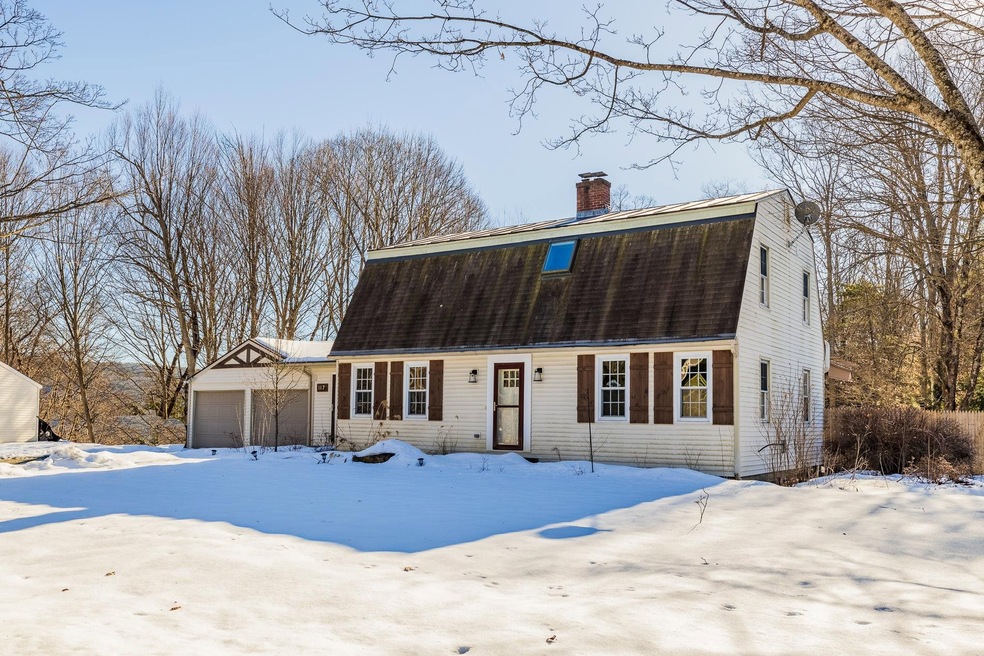 117 Perkins Place, White River Junction, VT 05001 - photo 1