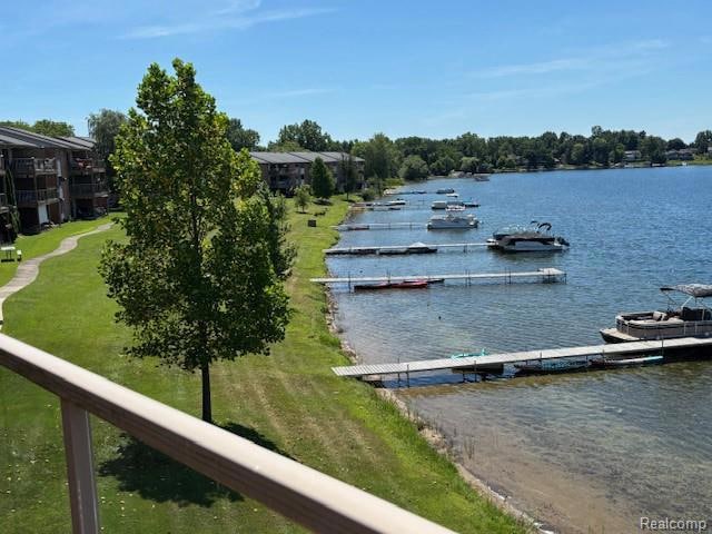 1924 Klingensmith Rd, Bloomfield Hills, MI 48302 - photo 1