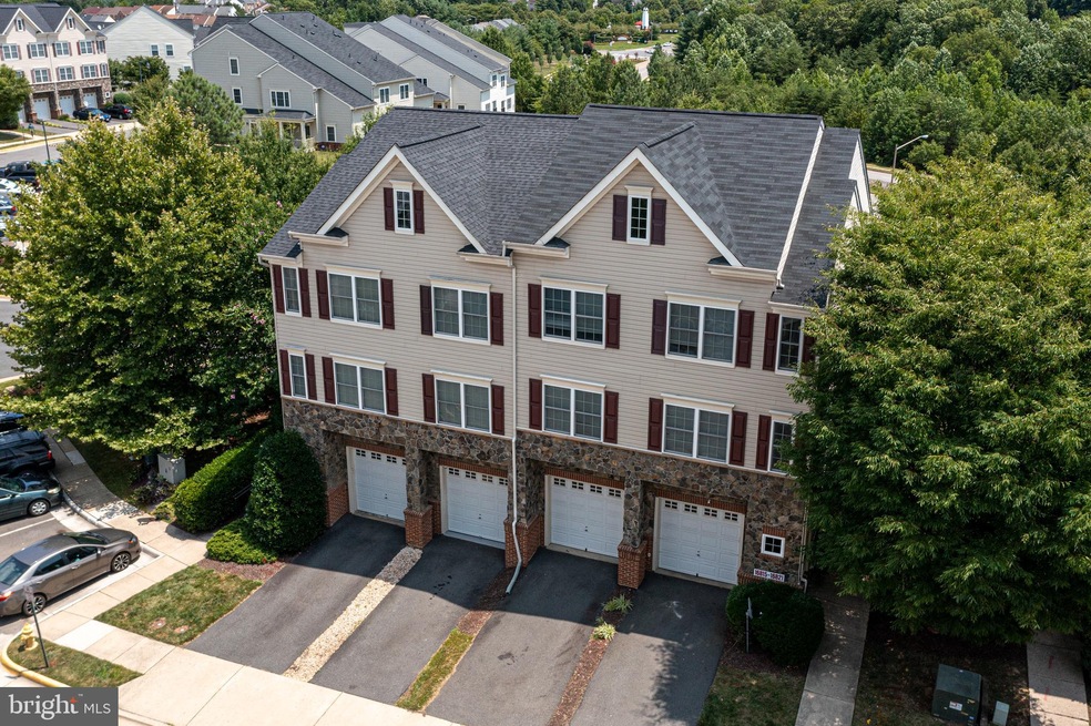 16821 Nuttal Oak Place, Woodbridge, VA 22191 - photo 1