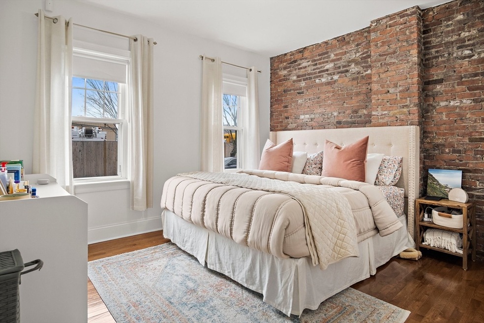 293 W 2nd St unit 1, Boston, MA 02127 - photo 1