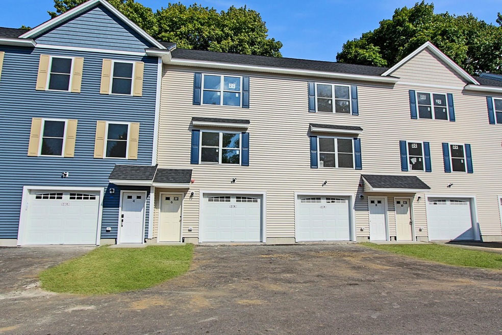 8 Sapphire Ln, Nashua, NH 03064 - photo 1